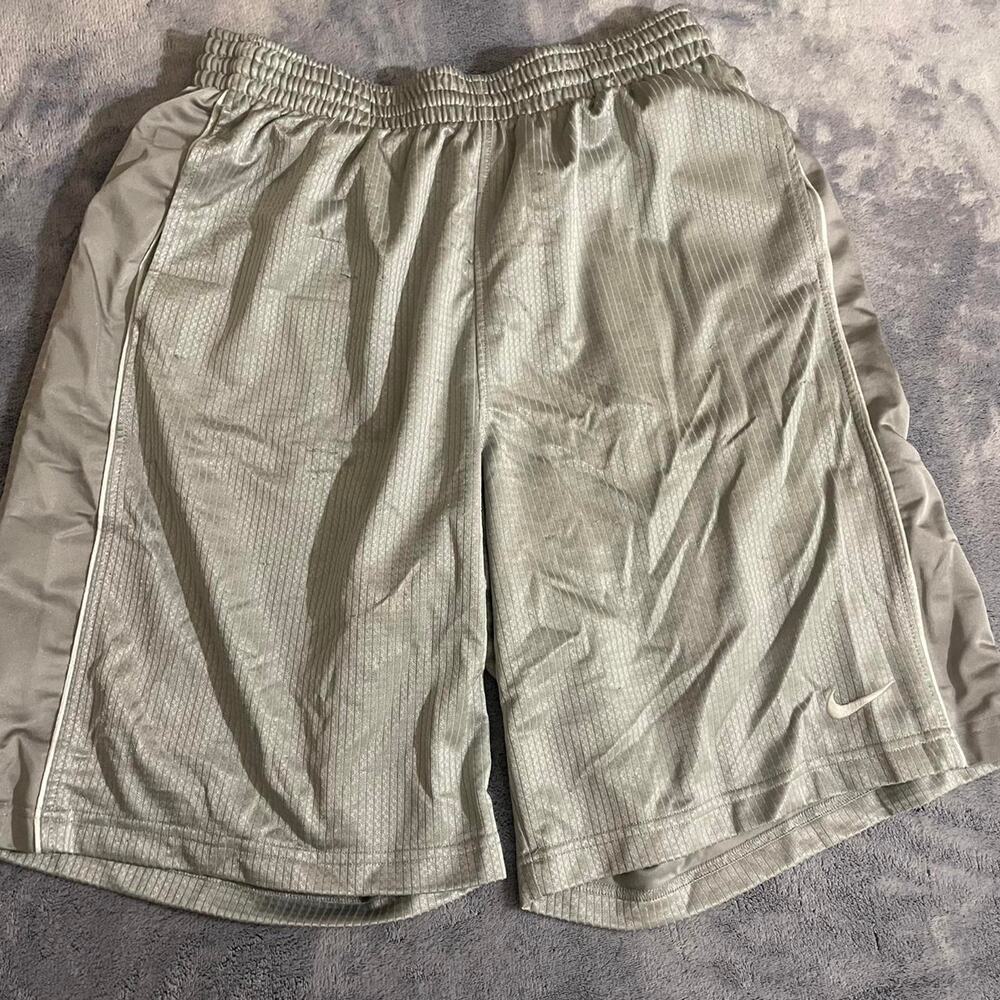 Large baggy grey y2k Nike basketball shorts